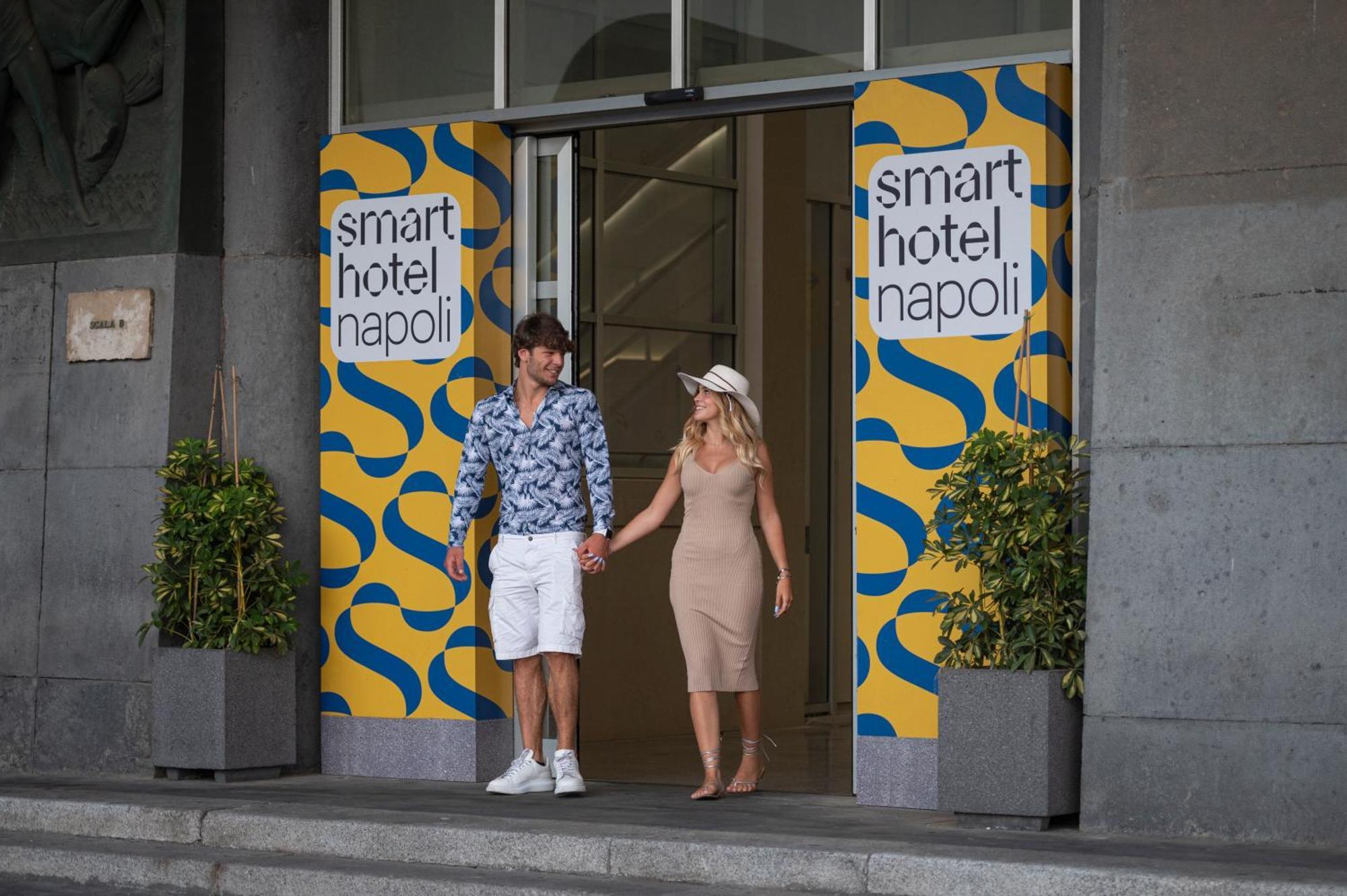 Smart Hotel Napoli Eksteriør billede